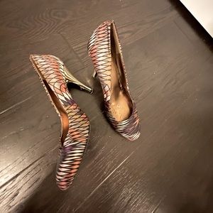 Nine West satin multi-colour heels